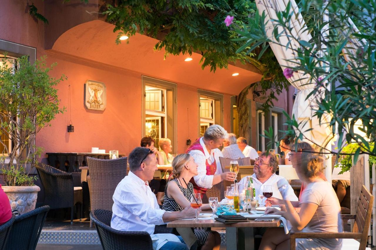 Hotel Der Loewen In Staufen Екстер'єр фото
